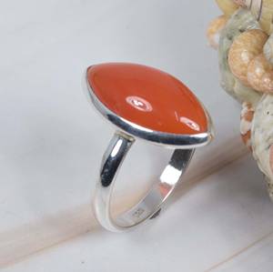 Exclusif à la mode 2025 naturel Marquise forme rouge cornaline pierres précieuses bagues de naissance en argent 925 bijoux cadeau elle en gros - Product Image 2