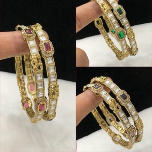 Atractivo de moda chapado en oro con piedras Look dos juegos de brazaletes elegantes que se pueden abrir para mujeres para ropa de boda - Product Image 1