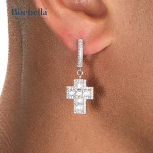 Boucles d'oreilles croix pendantes en argent 925 Offre Spéciale avec placage à l'or et micro diamants pavés bijoux de rappeur pour femmes et hommes - Product Image 1