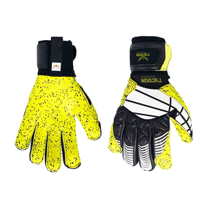 High Quality Premium Light Weight Best Design Custom Selling Goal Keeper Gloves For Men And Women Practice Goalkeeper Gloves Oem - Product Image 2