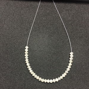 Fil de perles de diamant à facettes de couleur blanche naturelle de 3mm, collier de perles de diamant en forme de fantaisie pour la fabrication de bijoux - Product Image 2