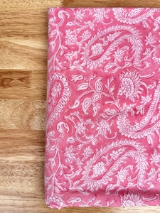 Tissu traditionnel indien naturel fait à la main en coton imprimé de blocs de main floraux en coton 100% coton - Product Image 3