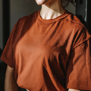 เสื้อยืดออกกำลังกายผู้หญิงทรงหลวม เสื้อยืดฟิตเนสแขนสั้น เสื้อยืดเทรนเนอร์สำหรับผู้หญิง - Product Image 1