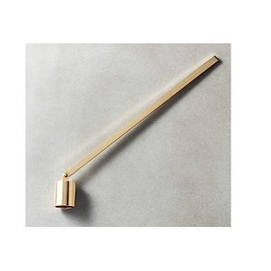 Éteignoir à bougie en métal artisanal fait à la main en laiton nickelé renne bougie éteignoir cerf de pluie décoratif - Product Image 5