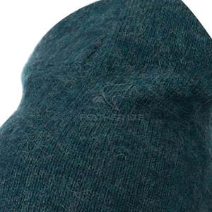 Gorro de mohair ligero y cálido de punto suave con aspecto moderno para días fríos para viajar - Product Image 6