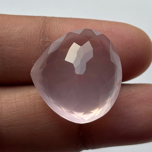 Directo del fabricante de la India Cuarzo Rosa facetado Forma de corazón Piedra preciosa Rosa natural para la fabricación de joyas Corte de corazón pulido - Product Image 6