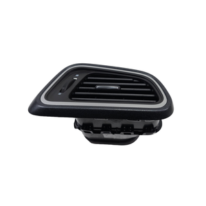 Grille d'aération du tableau de bord côté droit RENAULT Kadjar Série 687606018R (15>) - Product Image 1