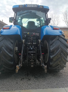 Tractor agrícola New Hollland T7060 de buena calidad New Holland usado a la venta a precio barato - Product Image 4