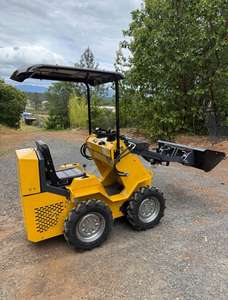 Livraison gratuite Infront yf480 15hp Mini chargeuse compacte à chenilles CE EPA Moteur Skidsteer Mini chargeuse compacte à chenilles pour tous les terrains - Product Image 3