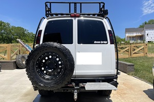 USADO LHD/RHD 2016 CHEVROLET EXPRESS 3500 4WD - Product Image 2