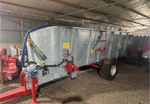 Esparcidores de Compost y Mulch Tuffass Serie SRH con Capacidad de 4m y 5m con Componentes Centrales del Motor - Product Image 6