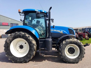 Venta caliente Calidad original Usado Nuevo y Hollandd T7.200 Tractor 4WD Máquina agrícola Agrícola Precio barato - Product Image 2