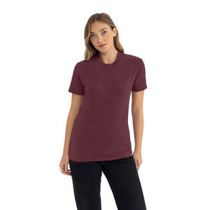 เสื้อยืด Level Apparel รุ่น Unisex 6210 CVC ผ้าฝ้าย 100% เป็นมิตรกับสิ่งแวดล้อม แห้งเร็ว น้ำหนักเบา ระบายอากาศได้ดี ทรงทันสมัย สีแดงเลือดหมู - Product Image 3