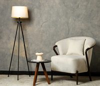 Fauteuil lounge scandinave moderne, revêtement en velours, structure en bois courbé, design écologique pour hôtel, villa, espaces de repas en plein air