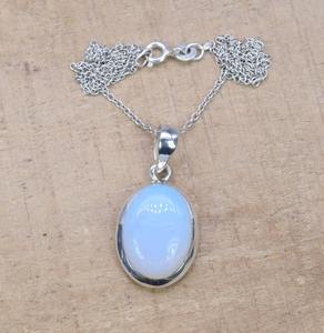 Joyería de piedras preciosas de opalita lechosa para mujer, colgante de estilo bohemio, joyería de plata de ley 925, colgante hecho a mano de tendencia, Regalo para mamá - Product Image 3