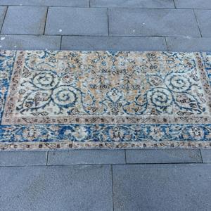 Alfombra de 2.2x5.1 pies, Alfombra Pequeña Vintage, Alfombra Azul con Diseño Floral - Product Image 3