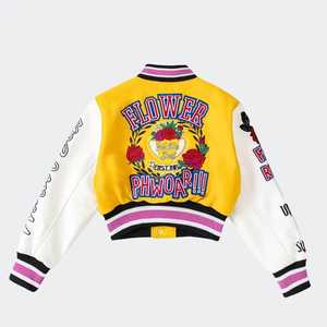 Logo personnalisé broderie dames vestes universitaires manches en cuir collège Baseball femmes veste Letterman Varisty veste hiver - Product Image 3