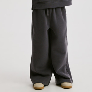 Survêtements à capuche de haute qualité pour filles avec poches kangourou, meilleurs survêtements OEM, prix bas, survêtements tendance 2026 - Product Image 3