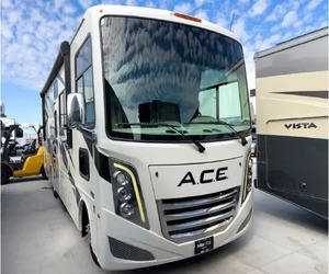 Vendeur vérifié pour un camping-car à moteur à gaz de classe A Thor Ace 30C d'occasion 2023, prêt pour le voyage - Product Image 6