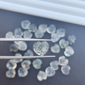 ลูกปัดอัญมณีทรงหลวมรูปหัวใจสีเขียวธรรมชาติ10มม. อุปกรณ์ทำเครื่องประดับขายส่ง - Product Image 6