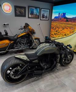 TOUT NOUVEAU CRUISER VRSC V-ROD PUISSANT AVEC MOTEUR 1250CC ET PNEUS EXTRA GRANDS - Product Image 5