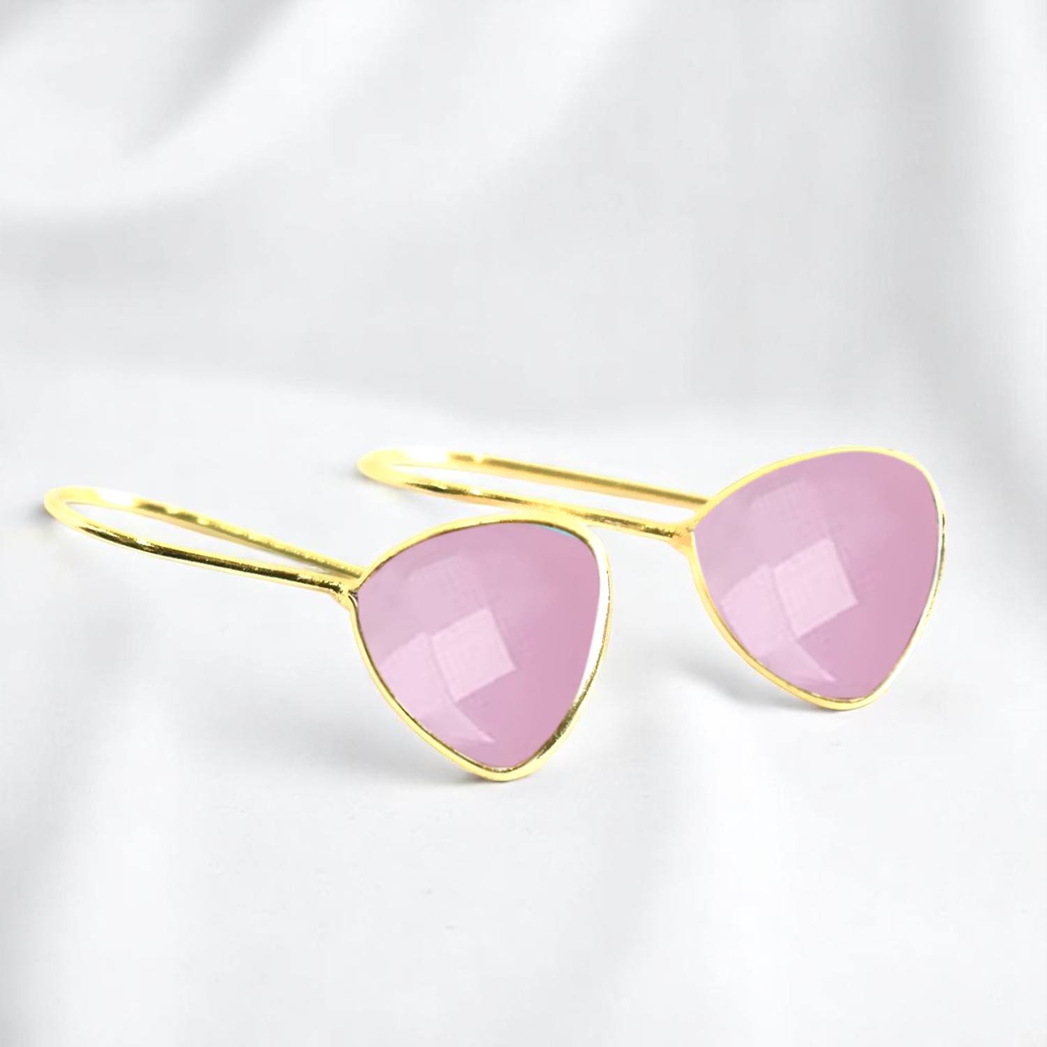 แคลเซโดนีสีชมพู