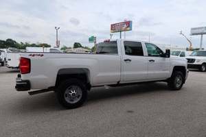 Asequible Chevrolet Silverado 2500HD 2018 LHD/RHD, Camioneta de Trabajo con Cabina Doble y Tracción en las 4 Ruedas - Product Image 4