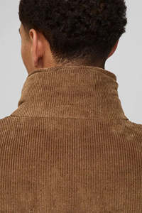 Chaqueta de Plumón para Hombre con Cremallera, Impermeable, Elegante, con Logotipo Personalizado, MOQ Bajo, en Varios Colores, Precio Económico, Chaqueta de Plumón Informal de Moda para Invierno - Product Image 3