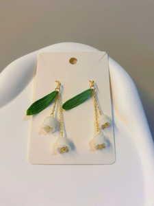 Boucles d'oreilles pendantes au crochet Joia, motif Muguet, cadeau Fête des Mères, bijoux amigurumi faits main - Product Image 5