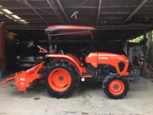 Venta al por mayor Tractor agrícola 4WD L4018 40HP Tractor de ruedas usado Mini modelo compacto Compre entrega rápida disponible ahora - Product Image 4