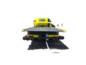 Camión grúa diésel manual de plataforma deslizante de un eje para dos vehículos, 5.6m x 2.25m, 5 toneladas, emisiones EURO 5 - Product Image 3