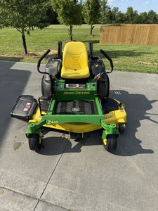 ¡Cortacésped limpio Johnn Deere Z445 54 de giro cero! ¡Esta es una máquina usada residencial de 1 propietario sin problemas conocidos! Premium - Product Image 2