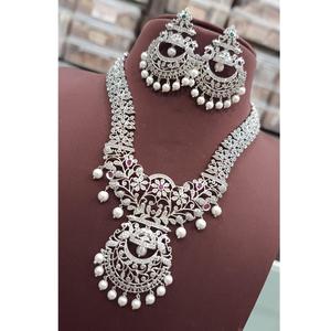 Collier de luxe en argent polonais de qualité supérieure exclusif au design unique avec pierres AD serti de boucles d'oreilles pour mariage pour femmes - Product Image 1