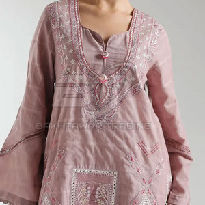 Colección de Diseñador de Shalwar Kameez para Mujer, Shalwar Kameez Pakistaní de Alta Gama para Mujer en Talla Adulta - Product Image 4