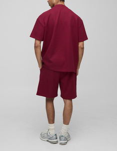 OEM ชุดเสื้อยืด2ชิ้นคุณภาพสูงสำหรับผู้ชายชุดเสื้อผ้าลำลองผ้าน้ำหนักเบาทันสมัยใส่หน้าร้อน - Product Image 4