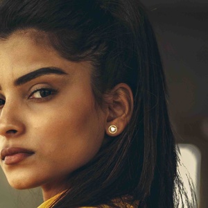 Avarta 18K ต่างหูเม็ดกลมสีทองคำขาวที่ทันสมัยเครื่องประดับสำหรับงานปาร์ตี้ประดับเพชรสำหรับเด็กผู้หญิงและผู้หญิงแต่ละชิ้นมี80เซนต์ - Product Image 2