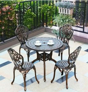 Table de huit places en fonte avec chaises au look vintage Ensemble de jardin extérieur résistant aux intempéries pour hôtel - Product Image 3