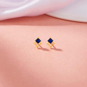Pendientes de Aro Geométricos Indigo Nest en Oro Rosa, Blanco o Amarillo con Diamante o Perla - Product Image 1
