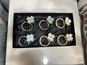 Brass Napkin Ring Metal <b>Tissue</b> Holder Golden <b>Color</b> Napkin Ring With Metal <b>Tissue</b> Box Premium <b>Tissue</b> <b>Paper</b> for Wedding Parties - Product Image 4