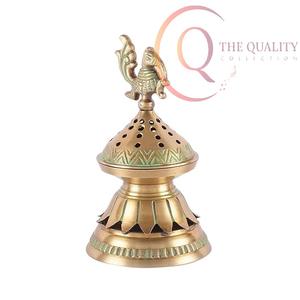 Brûleur d'encens religieux en laiton avec diffuseur d'arômes au parfum de bois de santal, matériau de haute qualité pour un usage domestique - Product Image 1