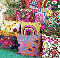 Housse de coussin géométrique luxueuse décorative indienne brodée Suzani Pillows Cushion Jaipuri Suzani Cushion Cover