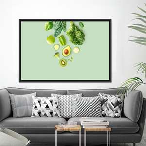 Tableau imprimé sur toile : Décoration moderne de salade verte pour une décoration intérieure élégante, toile encadrée noire - Product Image 1
