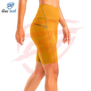 Pantalones cortos de Yoga de cintura cruzada de color sólido transpirable de punto sin costuras para correr y hacer ejercicio para mujer - Product Image 6