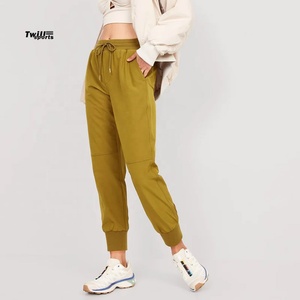 Nouveauté pantalons épais d'hiver pour femmes pantalons leggings en toile de couleur unie pantalons de survêtement empilés à l'avant plat - Product Image 3