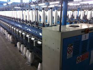 Máquina Textil Manual Cilíndrica Fadis RPS 1000 de 80 Husillos con Bobina de 140 mm para Nylon/Poliéster Texturizado - Product Image 4