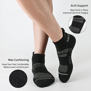 Chaussettes de Noël respirantes en tricot personnalisées, chaussettes de qualité supérieure, chaussettes à motif brodé, logo personnalisé, style chaussettes, durables - Product Image 6