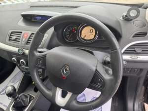 RENAULT MEGANE 1.6 16V DYNAMIQUE 2009 USADO, Volante a la Izquierda/Derecha - Product Image 3