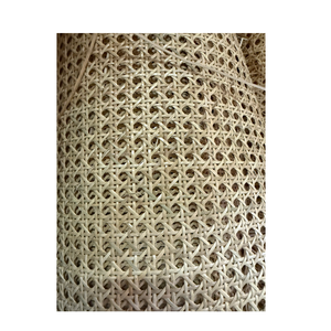 ตาข่ายหวายธรรมชาติแบบม้วน สีขาว เหลือง และแดง หวายเวียดนามทอเป็นแผ่น ขนาดกว้าง 30 ซม.-100 ซม. ยาว 5 เมตร - Product Image 6