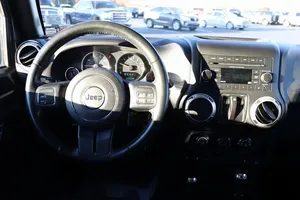 รถจี๊ป แรนเกลอร์ ซาฮาร่า ปี 2017 - Product Image 2