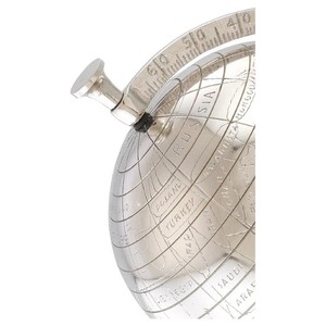 Manor House Art Deco Metal World Globe Escultura de decoración de escritorio hecha a mano para oficina Sala de estudio Adorno de mesa - Product Image 3